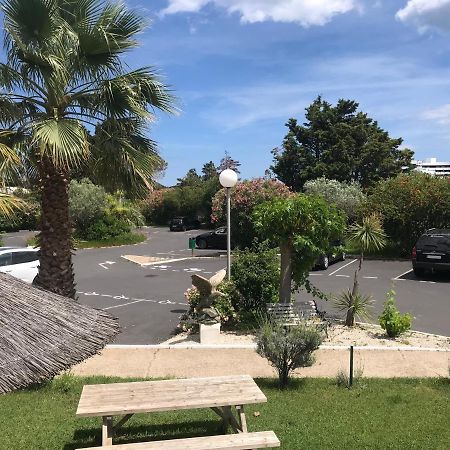 Brit Hotel Confort Helios Agde Exterior photo