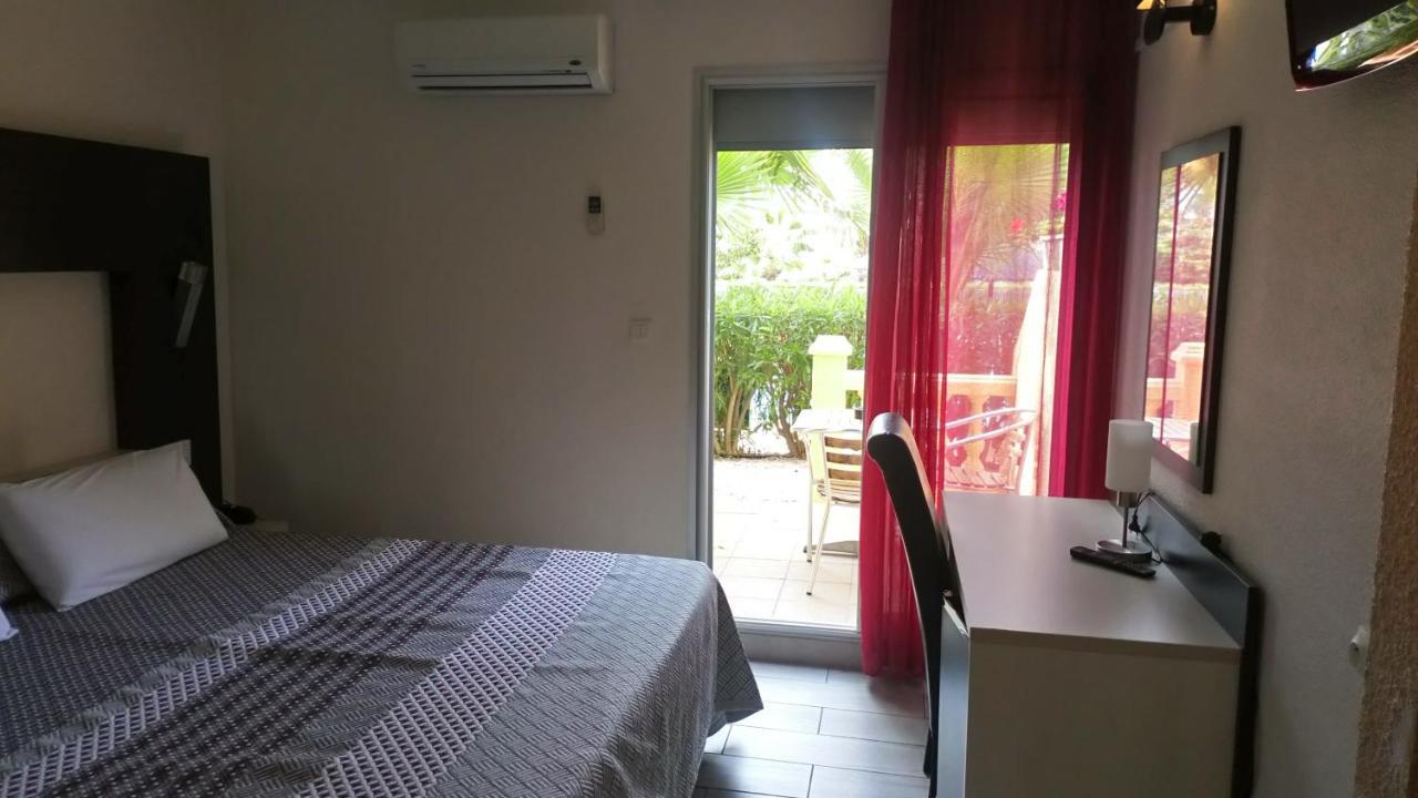 Brit Hotel Confort Helios Agde Exterior photo
