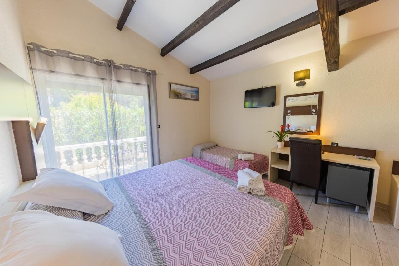 Brit Hotel Confort Helios Agde Exterior photo