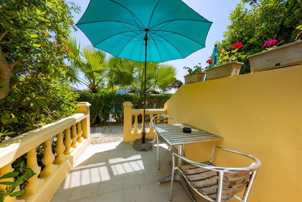 Brit Hotel Confort Helios Agde Exterior photo